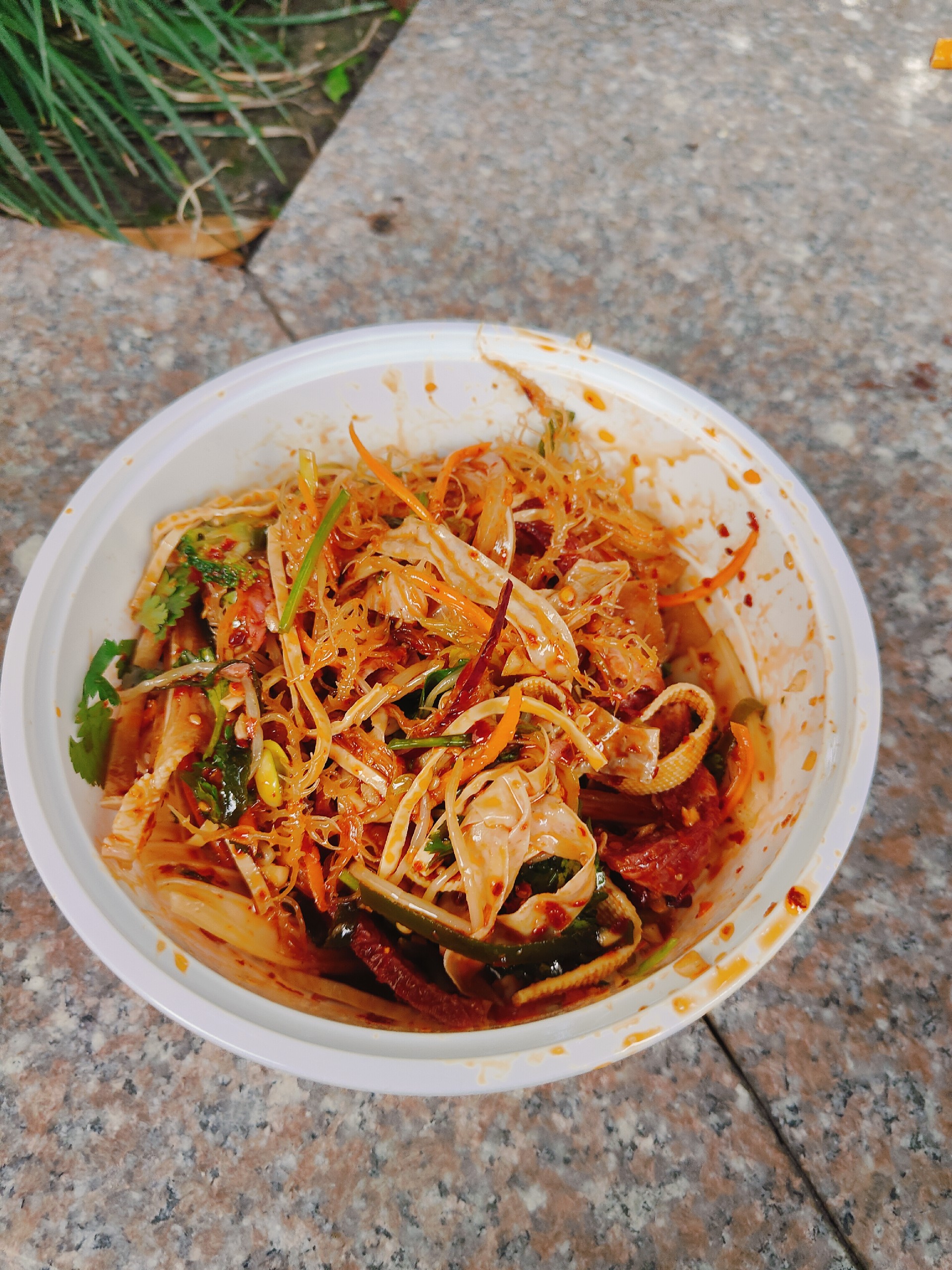 开一家蜀渝拌夫妻店：不分离，不焦虑，稳稳当当过日子